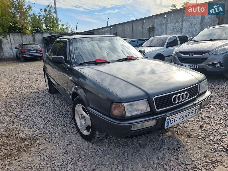 Седан Audi 80 1992 в Кременце