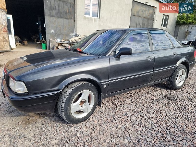 Седан Audi 80 1992 в Кременце