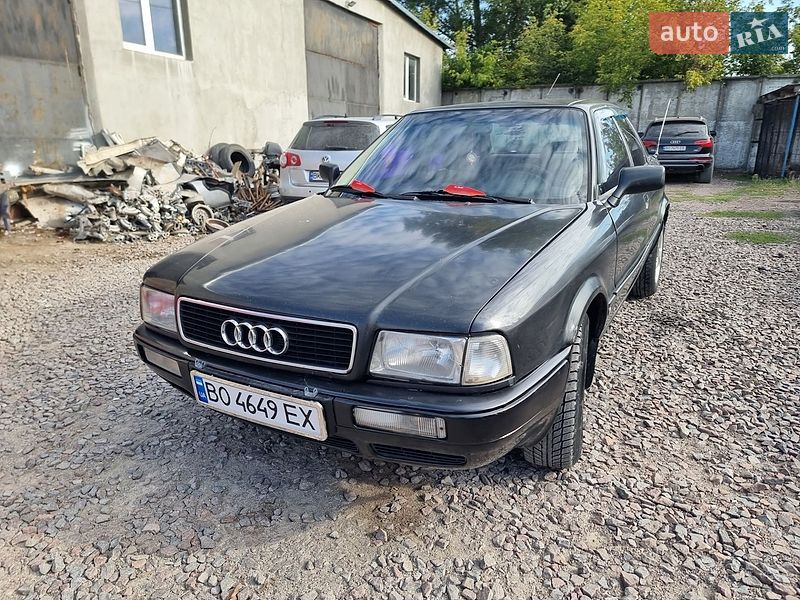 Седан Audi 80 1992 в Кременце