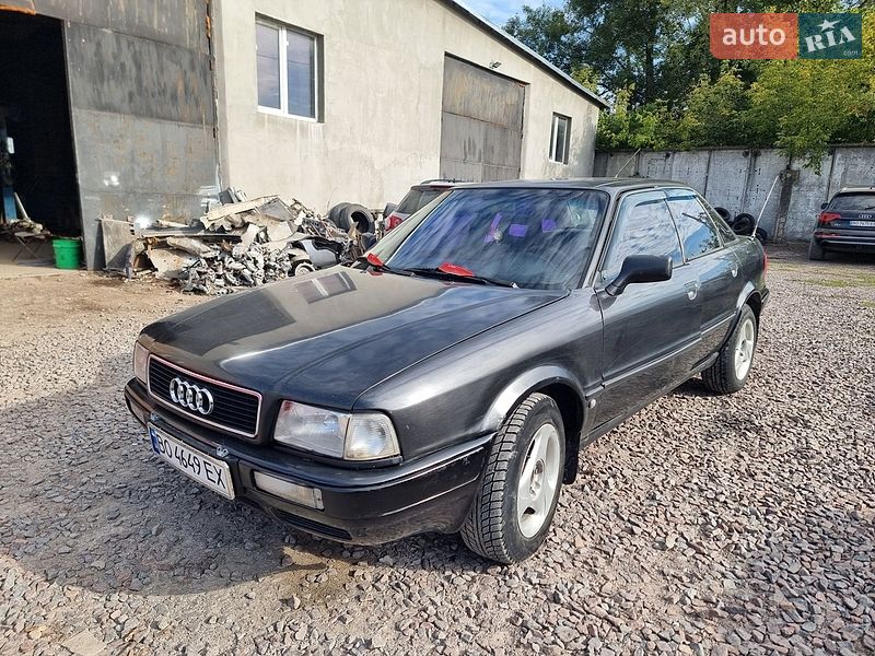Седан Audi 80 1992 в Кременце