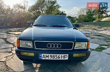 Седан Audi 80 1994 в Житомире