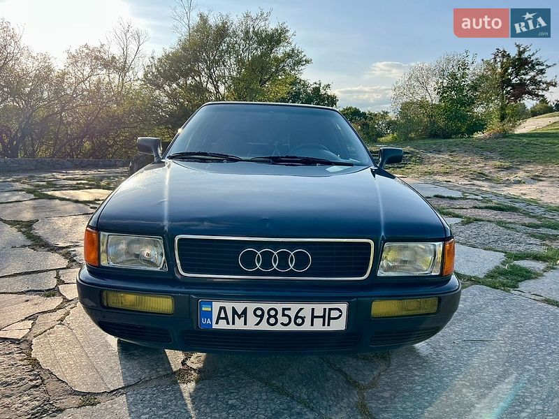 Седан Audi 80 1994 в Житомире