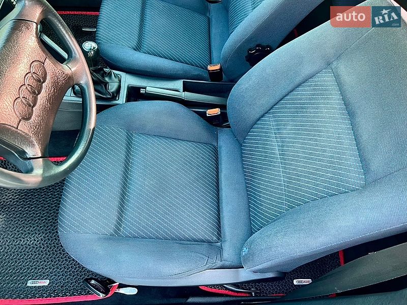 Седан Audi 80 1994 в Житомире