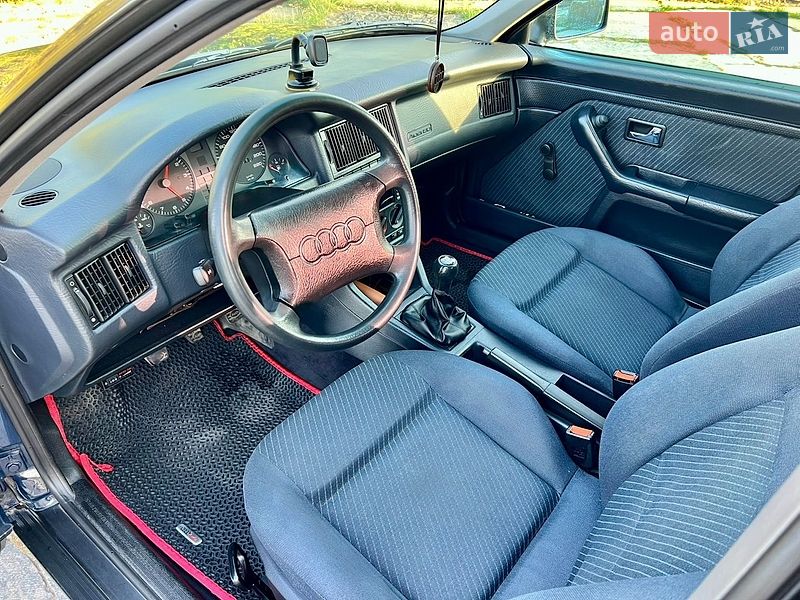 Седан Audi 80 1994 в Житомире