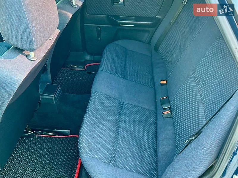 Седан Audi 80 1994 в Житомире