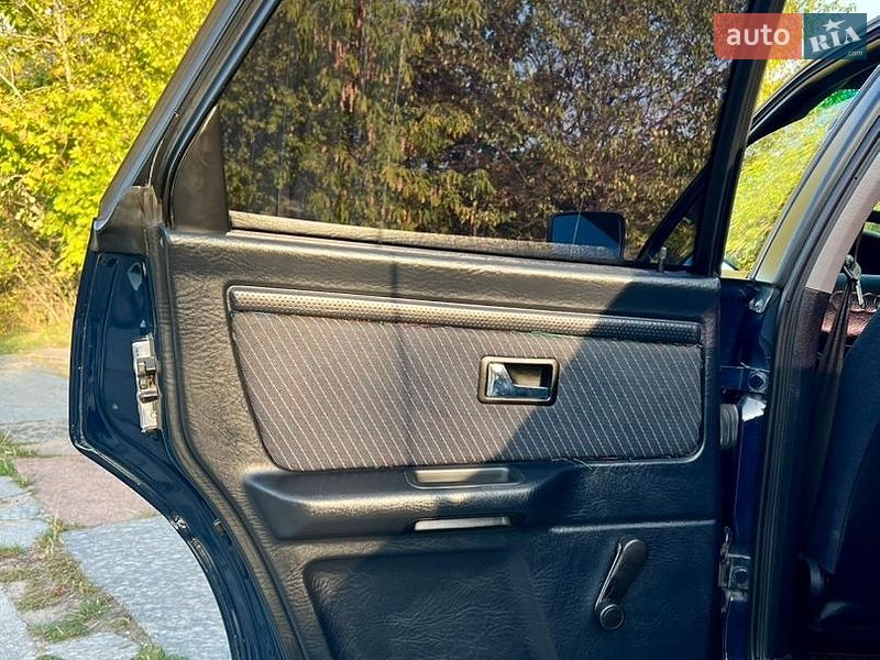 Седан Audi 80 1994 в Житомире