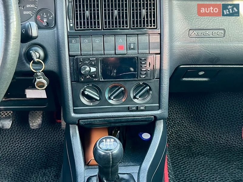 Седан Audi 80 1994 в Житомире