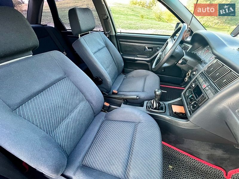 Седан Audi 80 1994 в Житомире