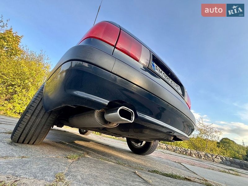 Седан Audi 80 1994 в Житомире