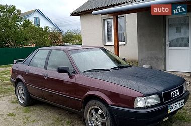 Седан Audi 80 1990 в Костополе