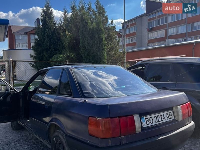 Седан Audi 80 1991 в Чорткові