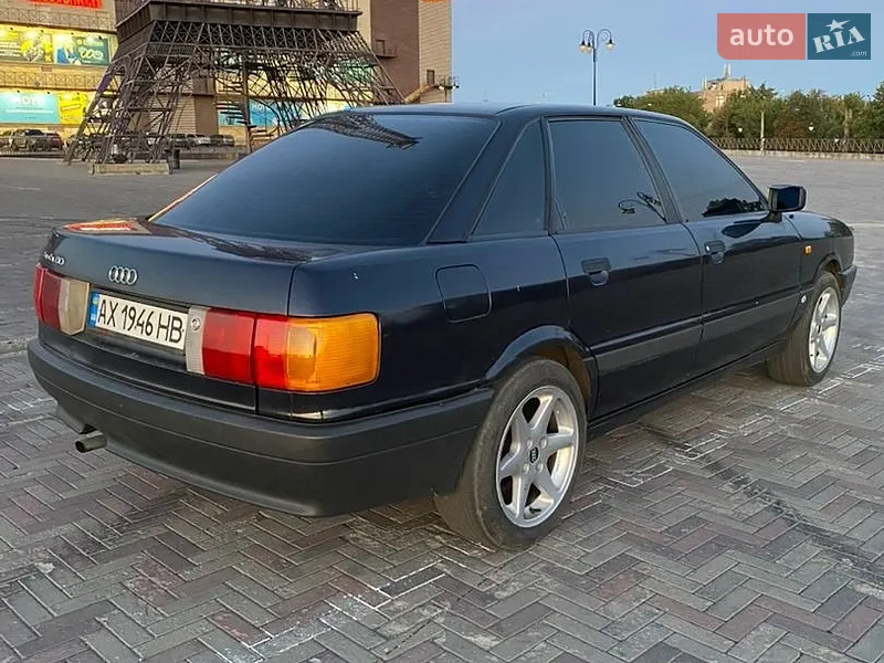 Audi 80
