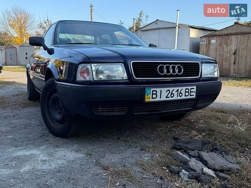 Седан Audi 80 1993 в Кременчуці