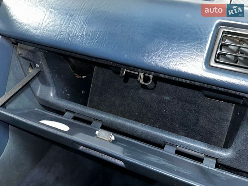 Седан Audi 80 1985 в Глыбокой