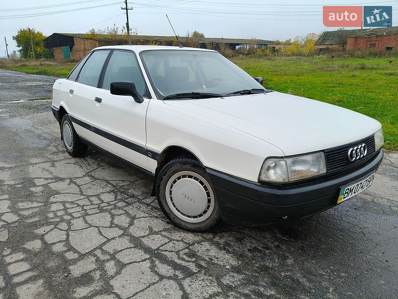 Седан Audi 80 1987 в Ромнах