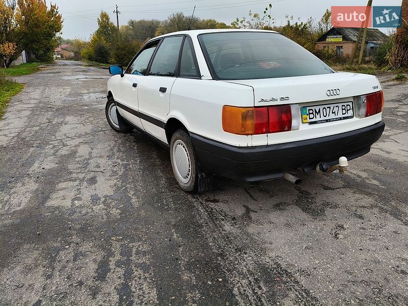 Седан Audi 80 1987 в Ромнах