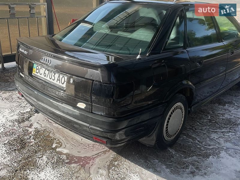 Седан Audi 80 1989 в Николаеве