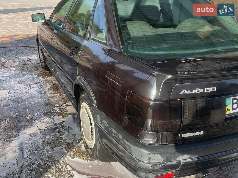 Седан Audi 80 1989 в Николаеве