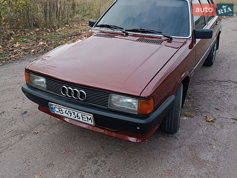 Седан Audi 80 1986 в Чернігові