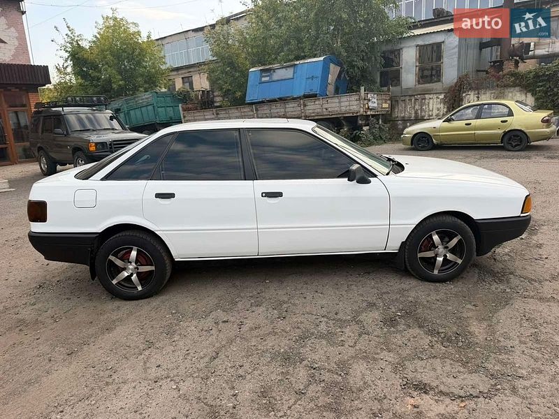 Седан Audi 80 1987 в Полтаве