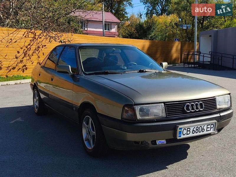 Седан Audi 80 1989 в Чернигове