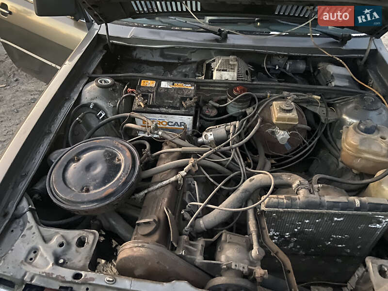 Audi 90 1985