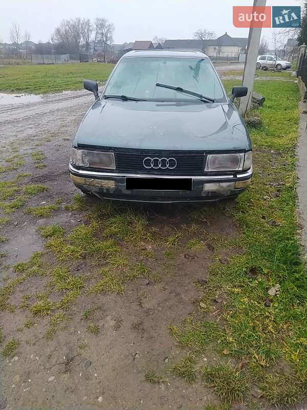 Седан Audi 90 1988 в Виноградове фото Седан Audi 90 1988 в Виноградове