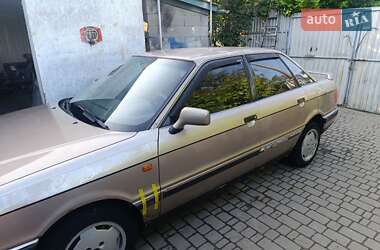 Седан Audi 90 1988 в 