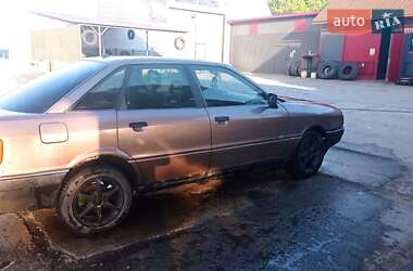Седан Audi 90 1987 в 