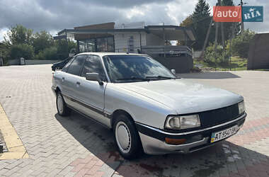 Седан Audi 90 1988 в Городенке