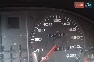 Седан Audi 90 1988 в  фото 7 Седан Audi 90 1988 в