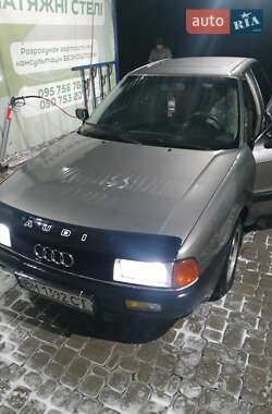 Седан Audi 90 1988 в Сумах