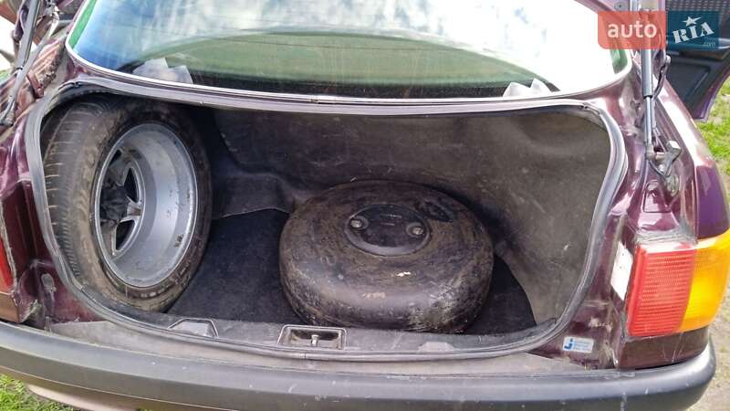 Седан Audi 90 1991 в Кролевце