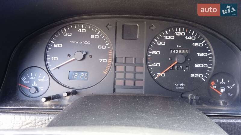Седан Audi 90 1991 в Кролевце