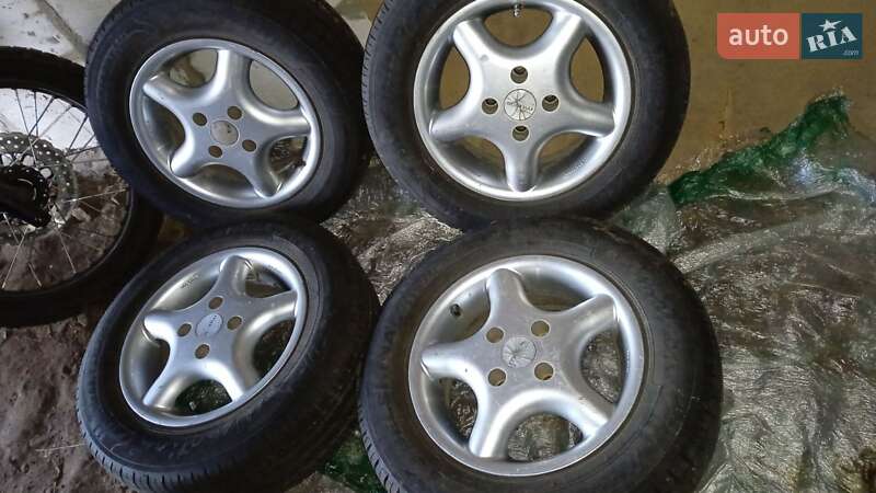 Седан Audi 90 1991 в Кролевце