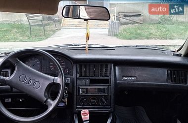 Седан Audi 90 1989 в Калуші