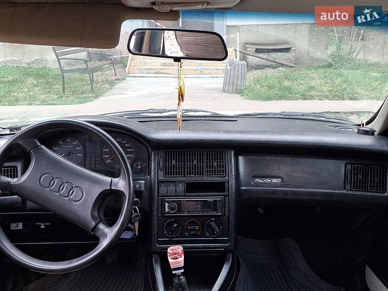 Седан Audi 90 1989 в Калуші