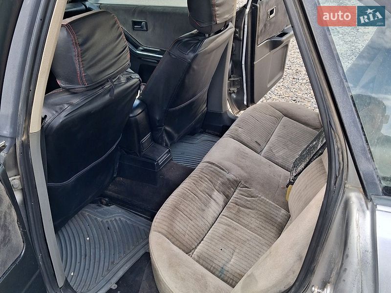 Седан Audi 90 1989 в Калуші