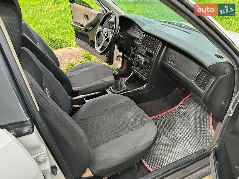 Седан Audi 90 1988 в Орлах фото 2 Седан Audi 90 1988 в Орлах