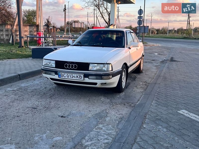 Седан Audi 90 1989 в Великих Мостах