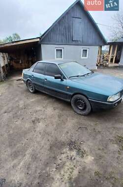 Седан Audi 90 1988 в Кореці