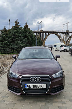 Хэтчбек Audi A1 2012 в Днепре