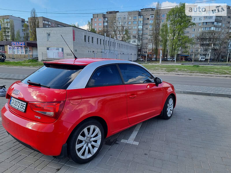 Хэтчбек Audi A1 2011 в Черкассах