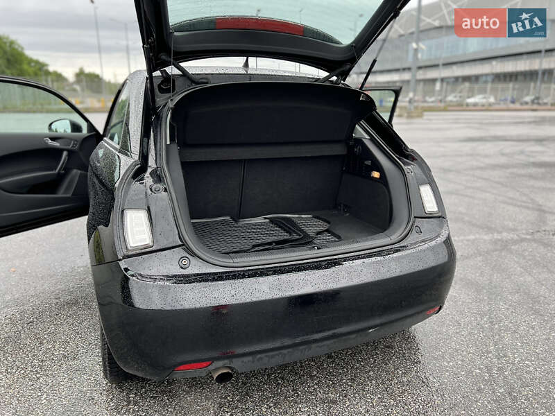 Хэтчбек Audi A1 2011 в Львове
