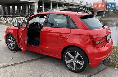 Хэтчбек Audi A1 2014 в 