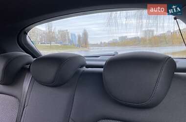 Хэтчбек Audi A1 2014 в 