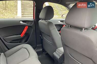 Хэтчбек Audi A1 2014 в 