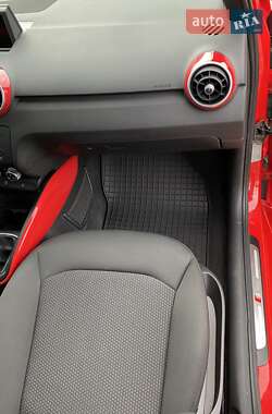 Хэтчбек Audi A1 2014 в 