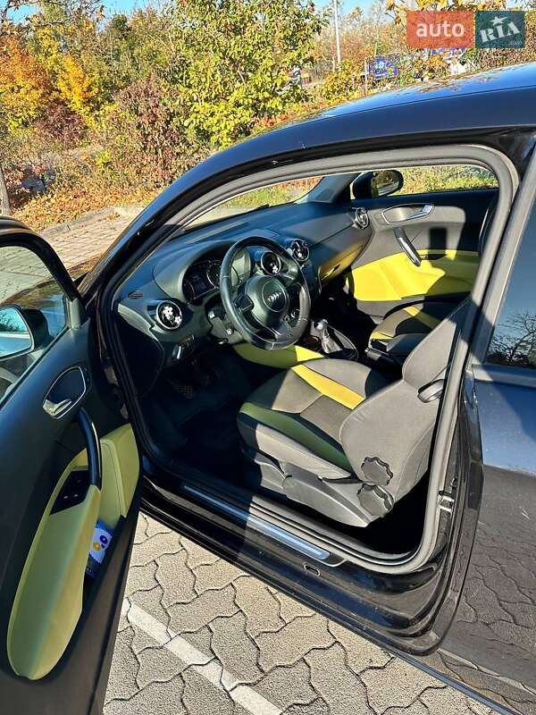 Хэтчбек Audi A1 2011 в Ровно
