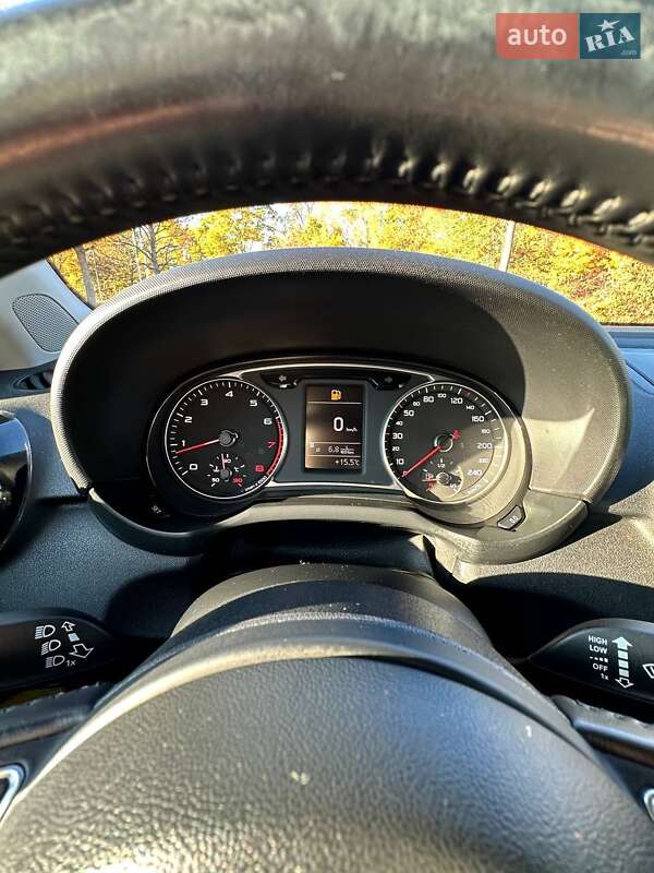 Хэтчбек Audi A1 2011 в Ровно